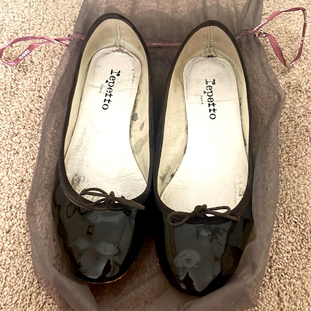 Repetto ballet flats in dark chocolate patent, size 37.5